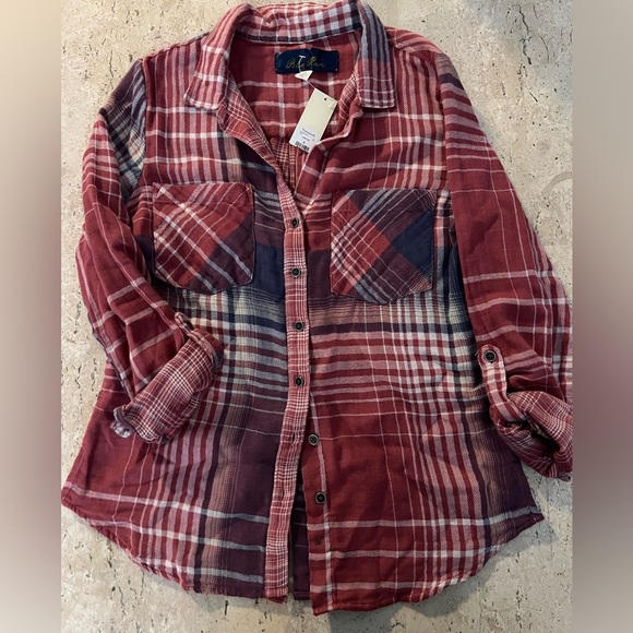 NWT Francesca’s Blue Rain Flannel Shirt Size Small - Picture 1 of 3